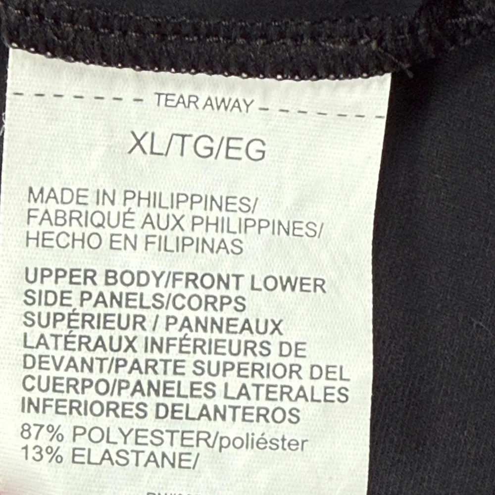 Under Armour black men’s zip front vest.  Front pockets. Size XL fitted. - Picture 7 of 9